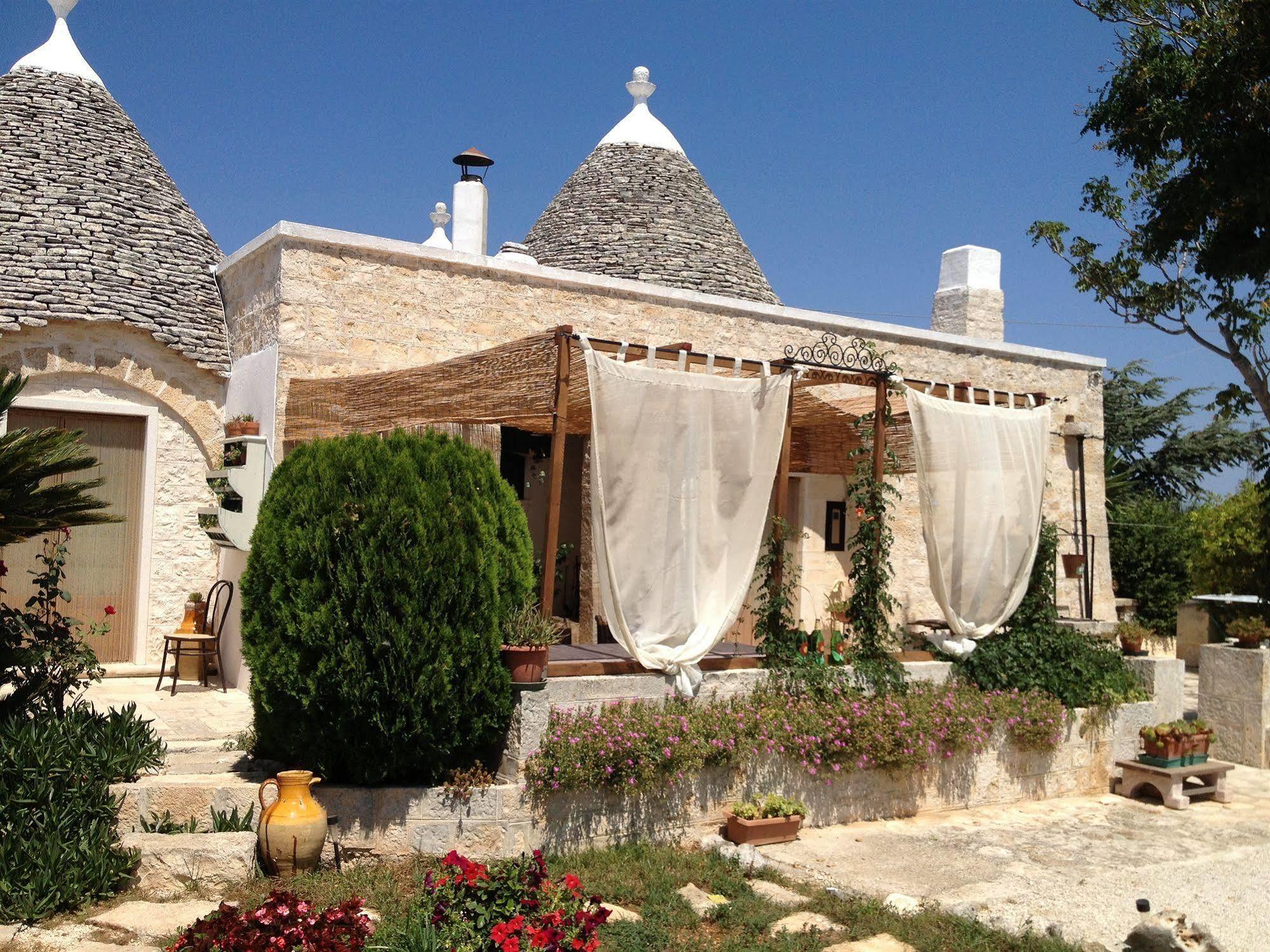 Trullicolarossa Villa Alberobello Exterior foto